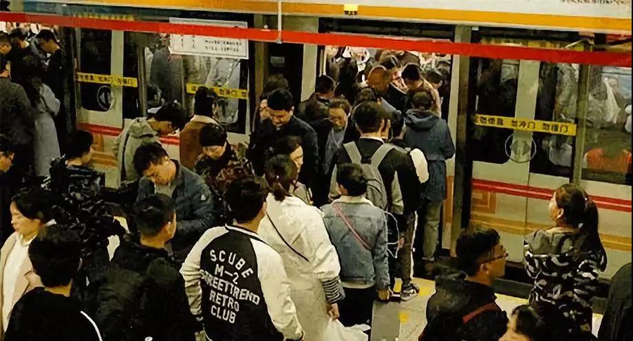 @1895.37萬游客 創綠家地鐵廣告看到了嗎？